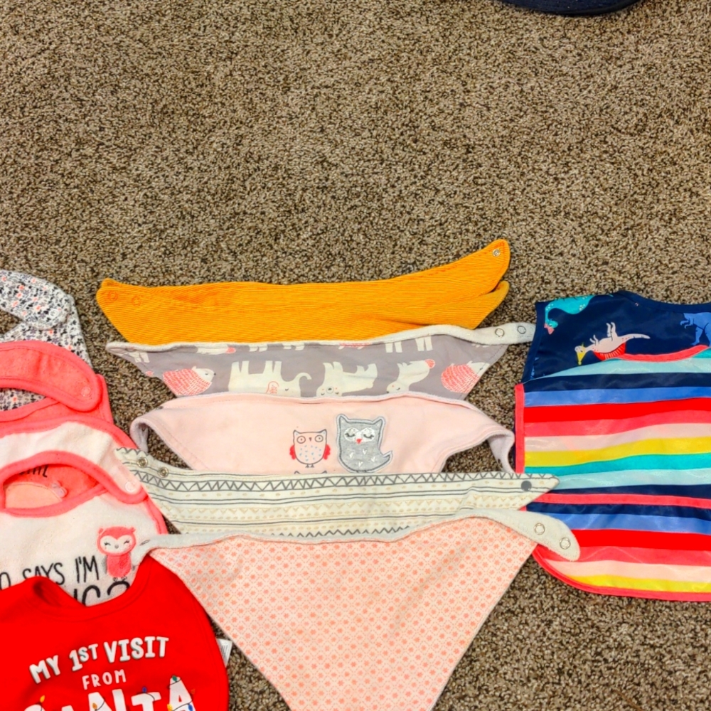 12 Bibs